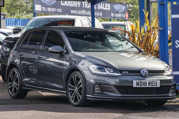 Used Volkswagen Golf 2018 for sale - 76278591: Photo 2