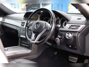Used Mercedes-Benz E-Class 2015 for sale - 75933677: Photo