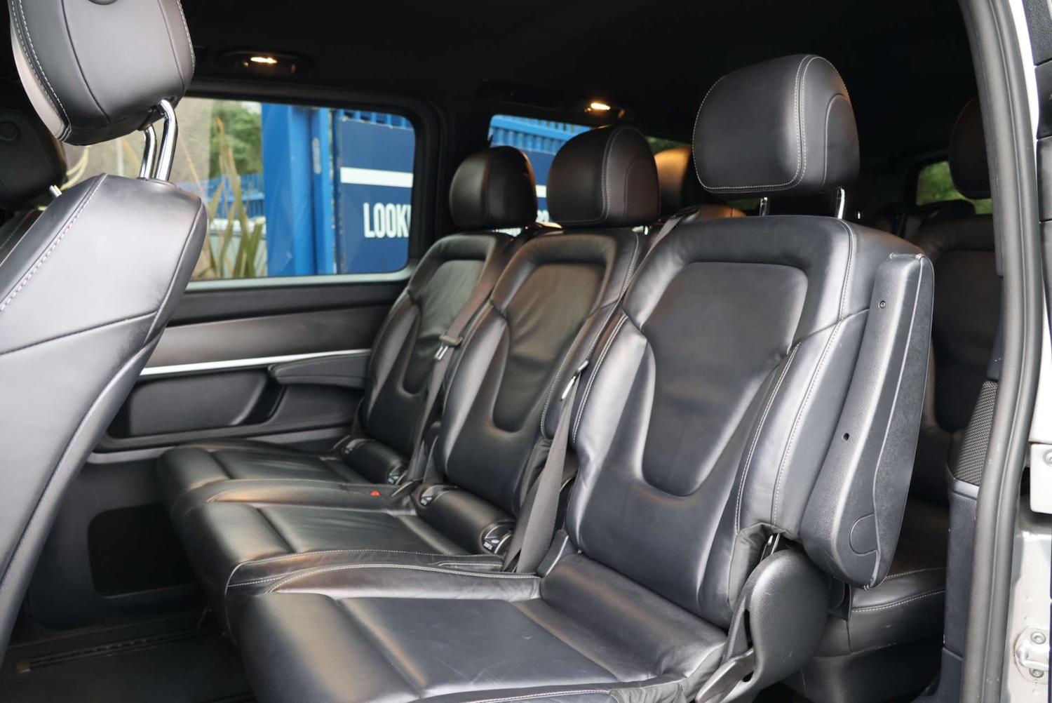 Used Mercedes-Benz V-Class 2020 for sale - 77053037: Photo 12