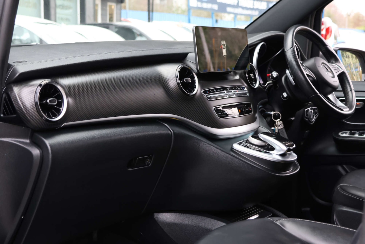 Used Mercedes-Benz V-Class 2020 for sale - 77053037: Photo 15