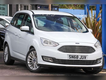 2018 - 1.0 EcoBoost Titanium 5dr