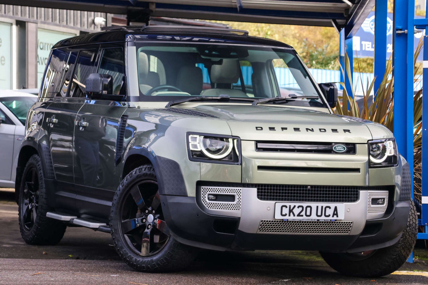 Used Land Rover Defender 2020 for sale - 76602183: Photo 1