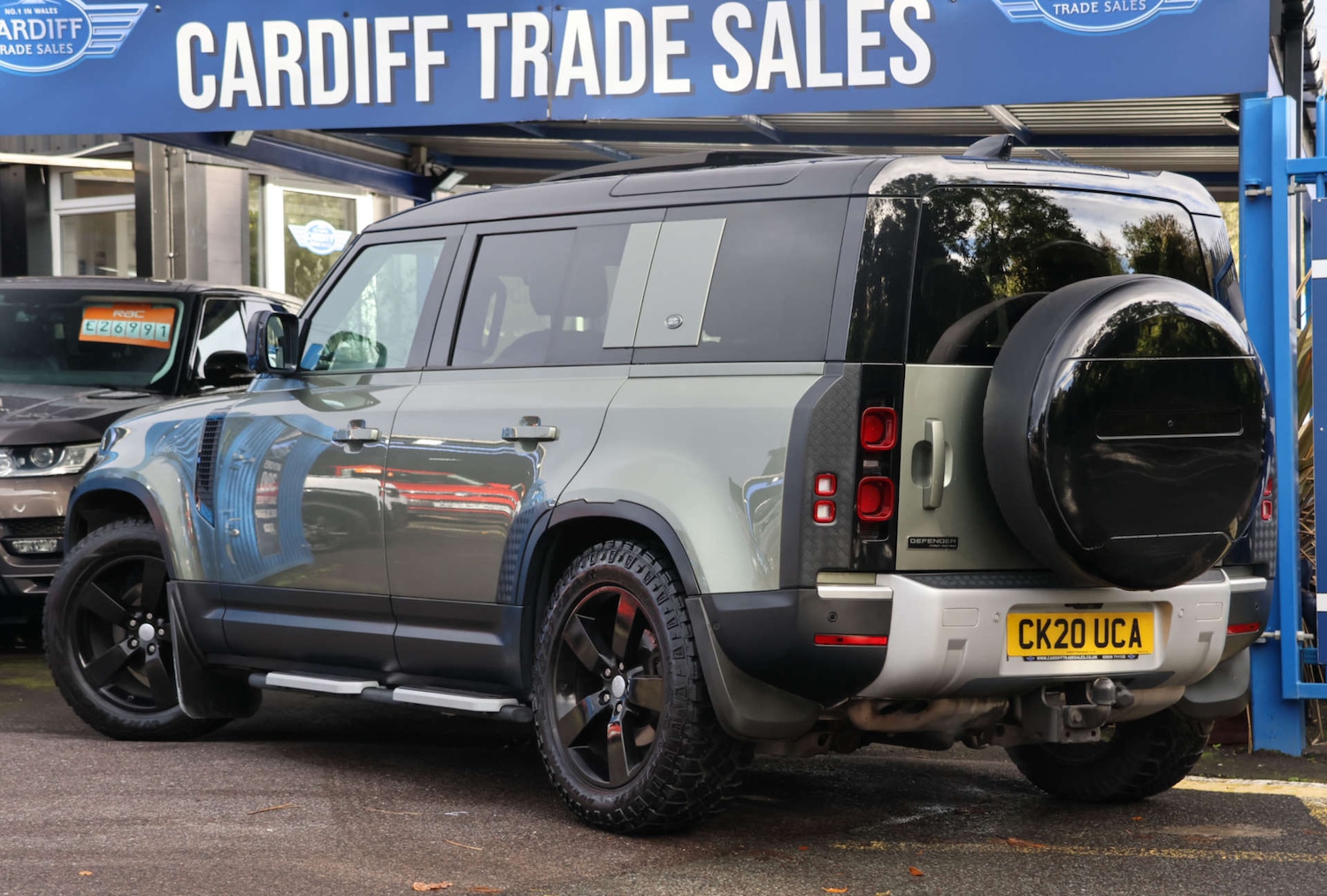 Used Land Rover Defender 2020 for sale - 76602183: Photo 16