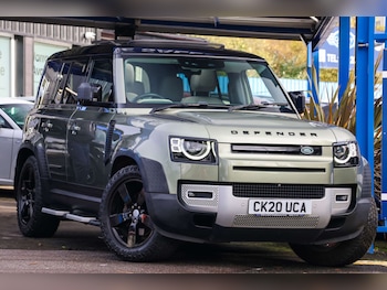 Used Land Rover Defender 2020 for sale - 76602183: Photo