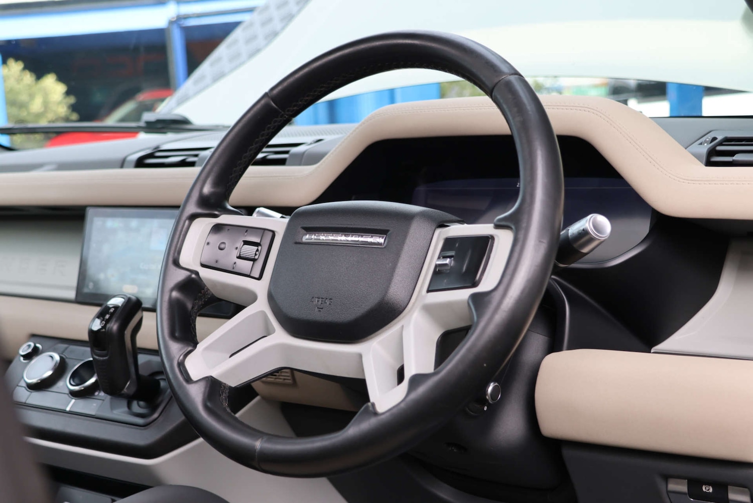 Used Land Rover Defender 2020 for sale - 76602183: Photo 34