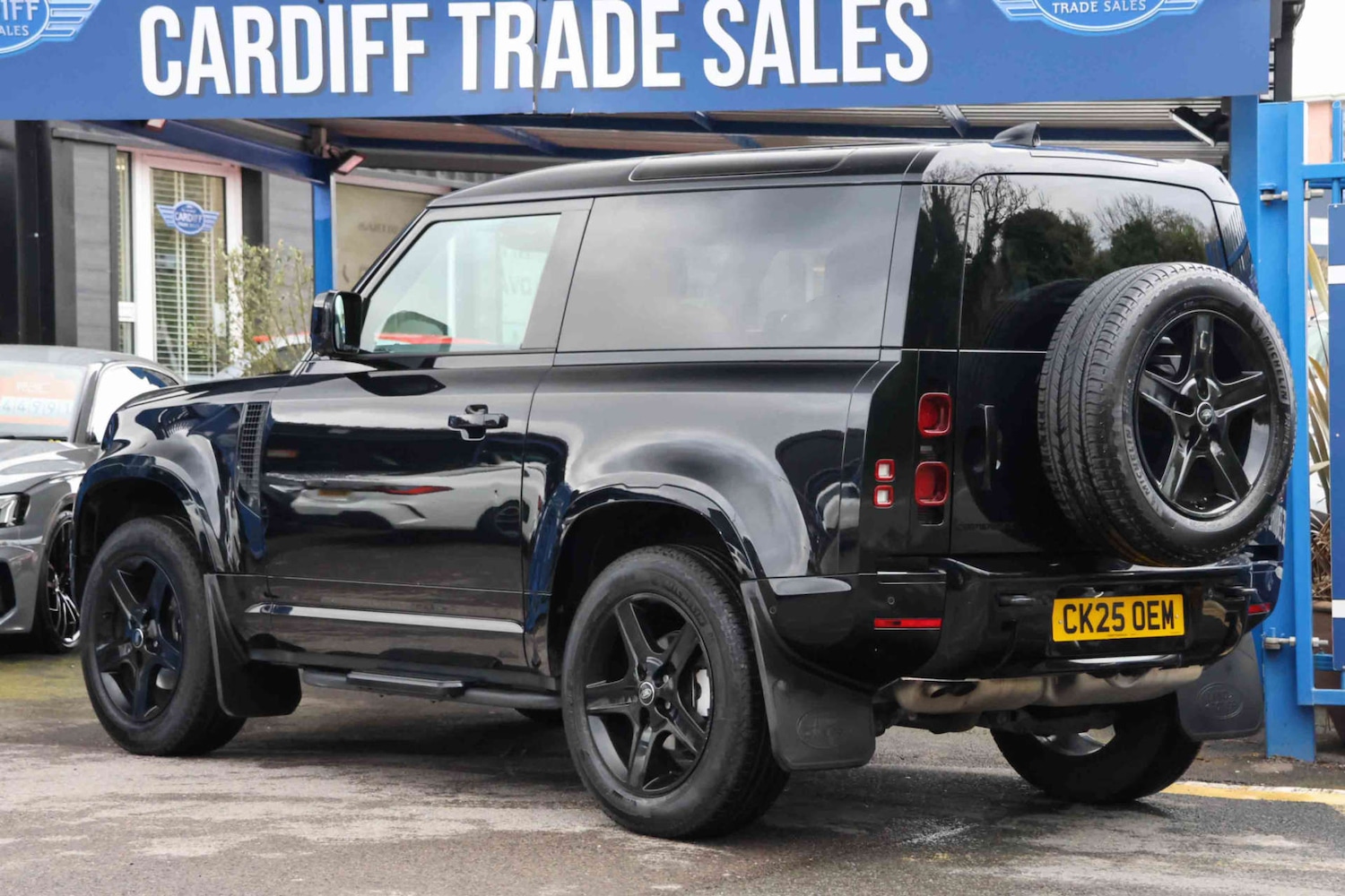 Used Land Rover Defender 2025 for sale - 77780895: Photo 17