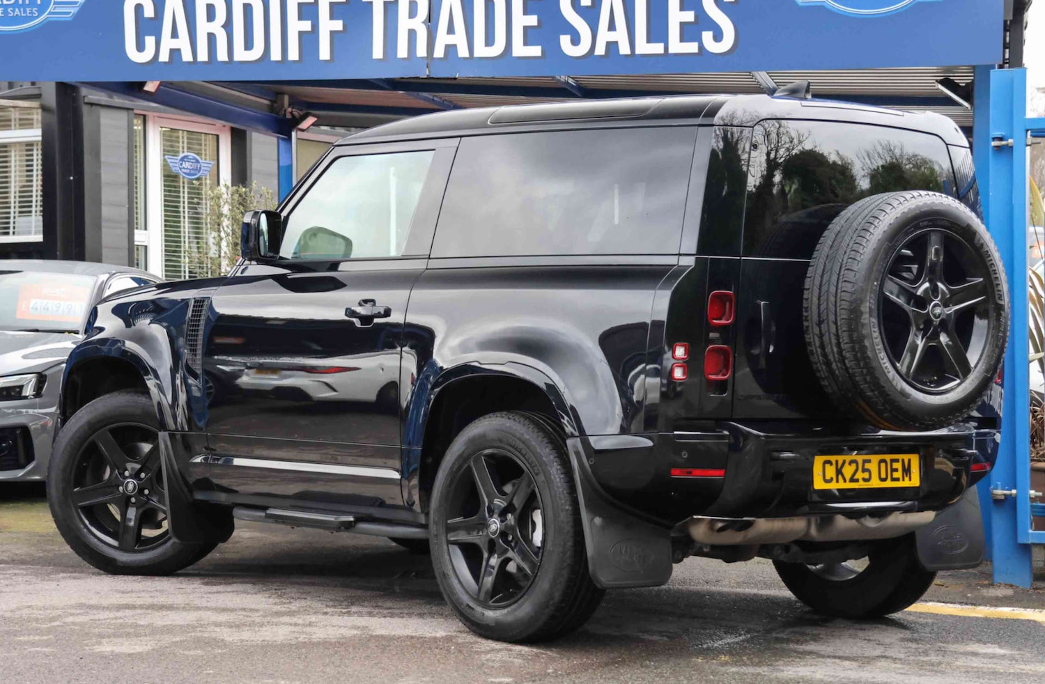 Used Land Rover Defender 2025 for sale - 77780895: Photo 18