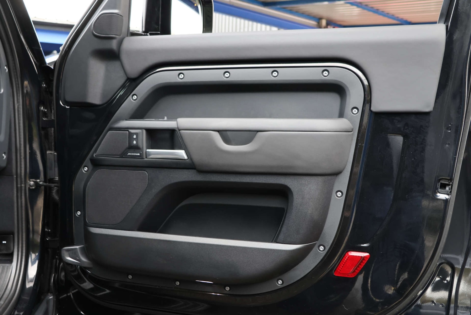 Used Land Rover Defender 2025 for sale - 77780895: Photo 27