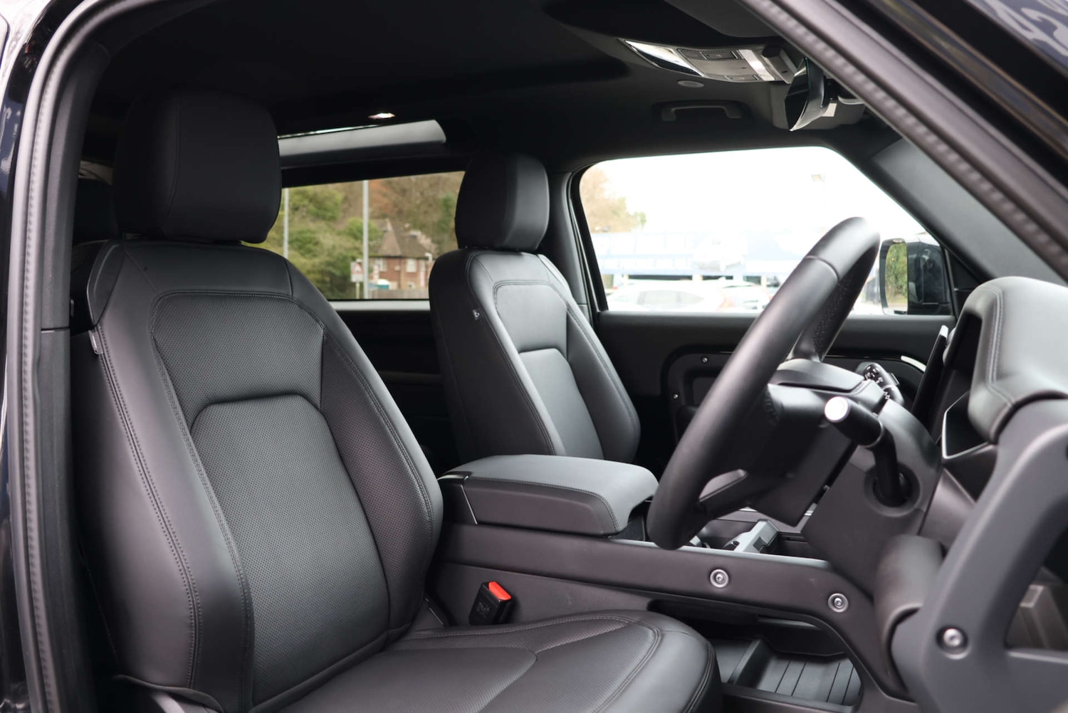 Used Land Rover Defender 2025 for sale - 77780895: Photo 5