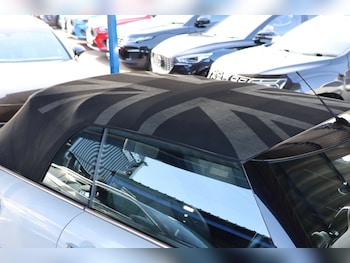 Used MINI Convertible 2017 for sale - 78298677: Photo