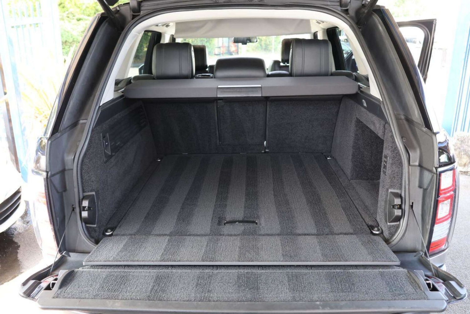 Vehicle 29