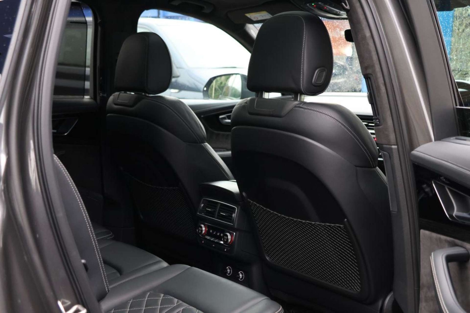 Used Audi Q7 2018 for sale - 76005468: Photo 12