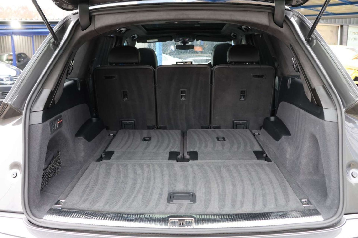Used Audi Q7 2018 for sale - 76005468: Photo 44