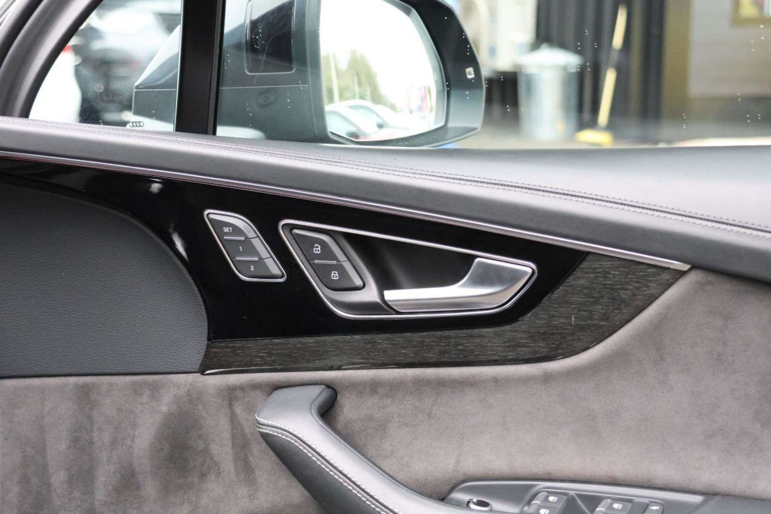 Used Audi Q7 2018 for sale - 76005468: Photo 47
