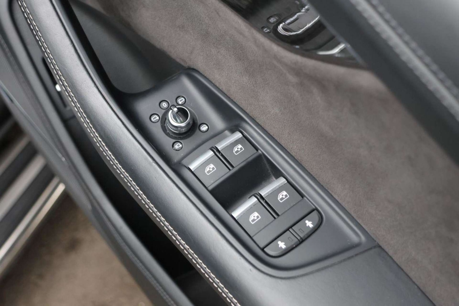 Used Audi Q7 2018 for sale - 76005468: Photo 48