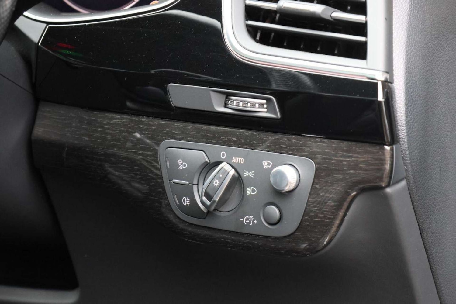 Used Audi Q7 2018 for sale - 76005468: Photo 50