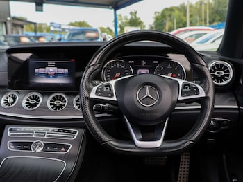 Used Mercedes-Benz E Class 2017 for sale - 79421880: Photo