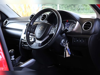 Used Suzuki Vitara 2023 for sale - 79232065: Photo