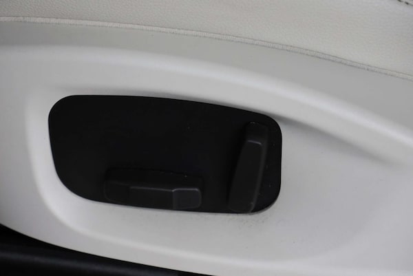 Used Jaguar E-Pace 2019 for sale - 76311238: Photo 10