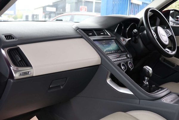Used Jaguar E-Pace 2019 for sale - 76311238: Photo 11