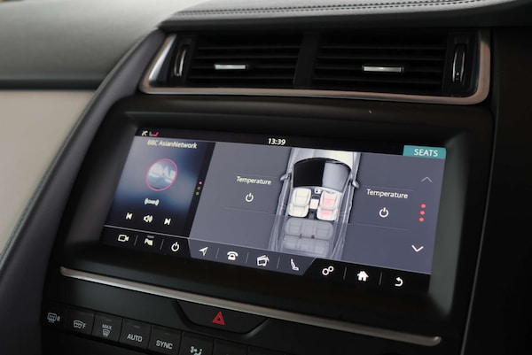 Used Jaguar E-Pace 2019 for sale - 76311238: Photo 29