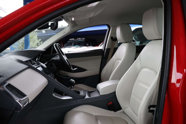 Used Jaguar E-Pace 2019 for sale - 76311238: Photo 9