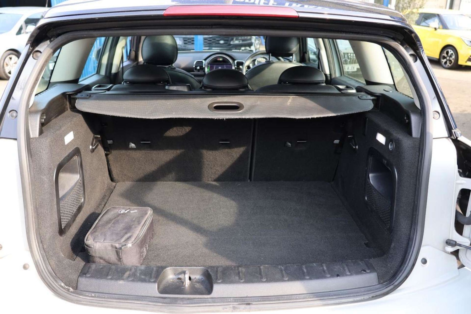 Vehicle 29