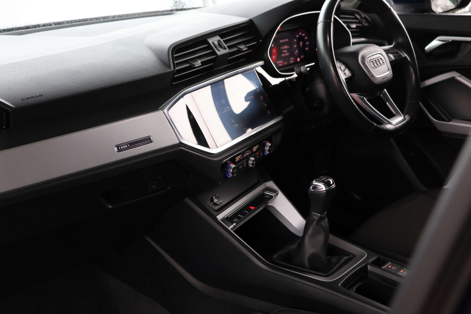 Used Audi Q3 2020 for sale - 77621934: Photo 13