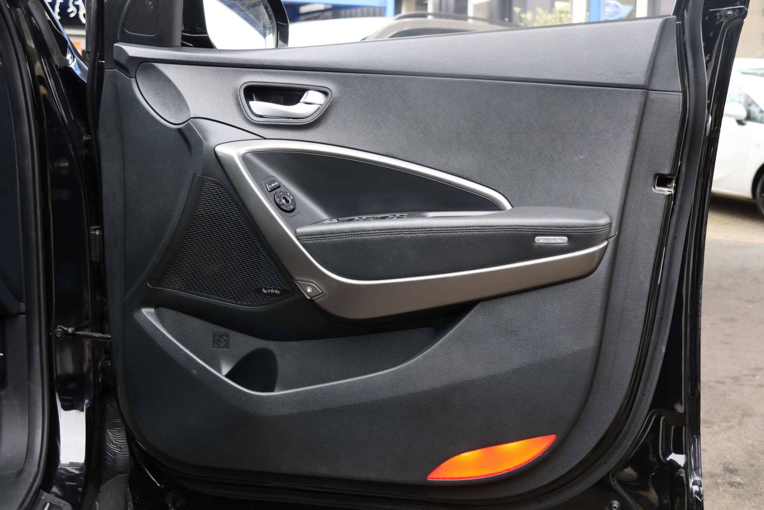 Used Hyundai Santa Fe 2016 for sale - 77053370: Photo 20