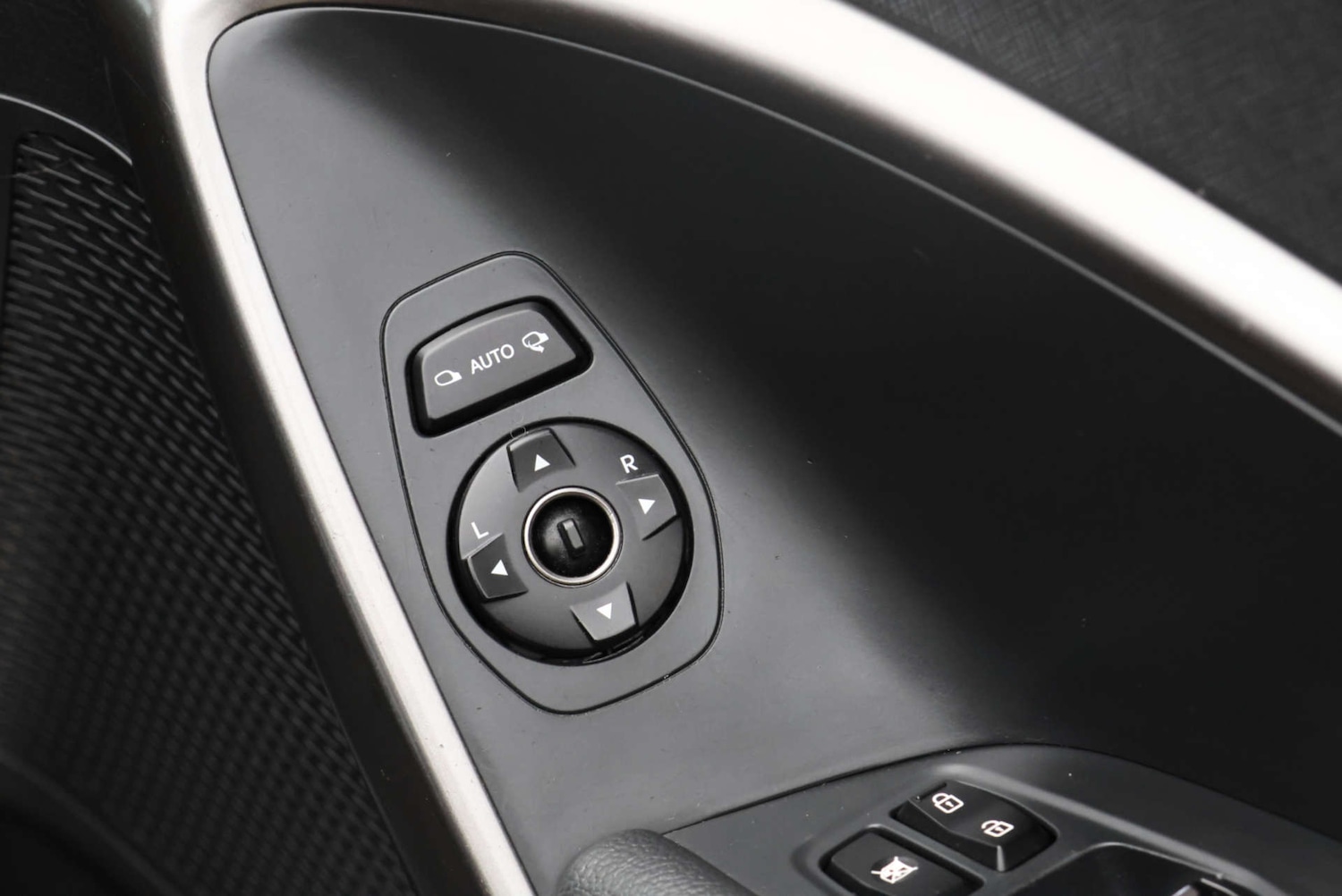 Used Hyundai Santa Fe 2016 for sale - 77053370: Photo 22