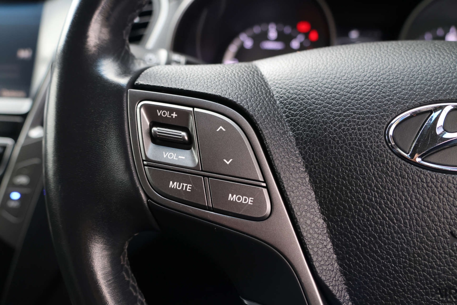 Used Hyundai Santa Fe 2016 for sale - 77053370: Photo 24