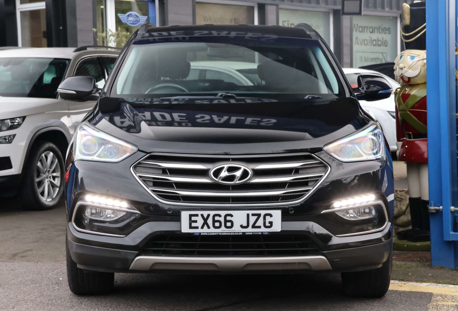 Used Hyundai Santa Fe 2016 for sale - 77053370: Photo 3