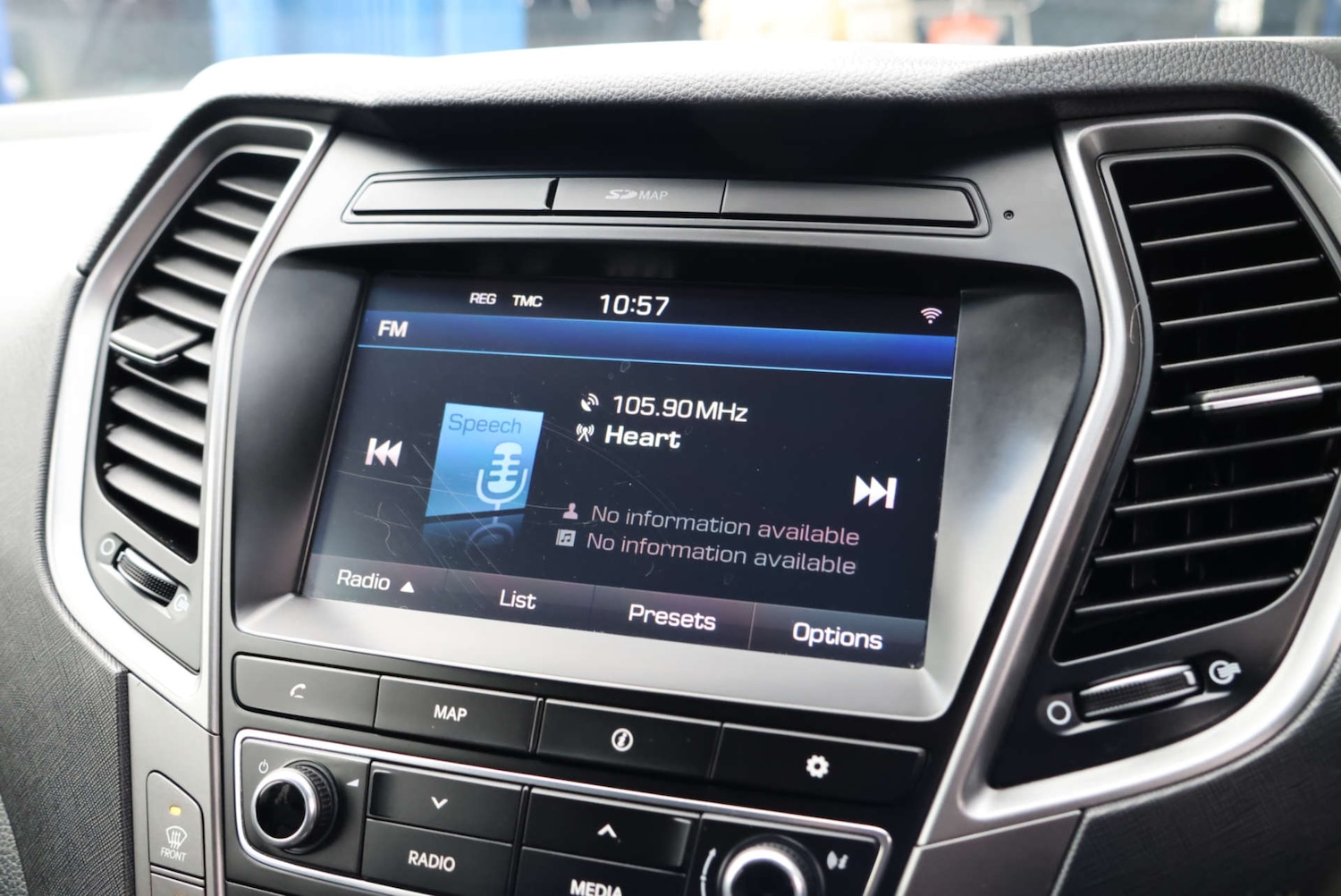 Used Hyundai Santa Fe 2016 for sale - 77053370: Photo 31