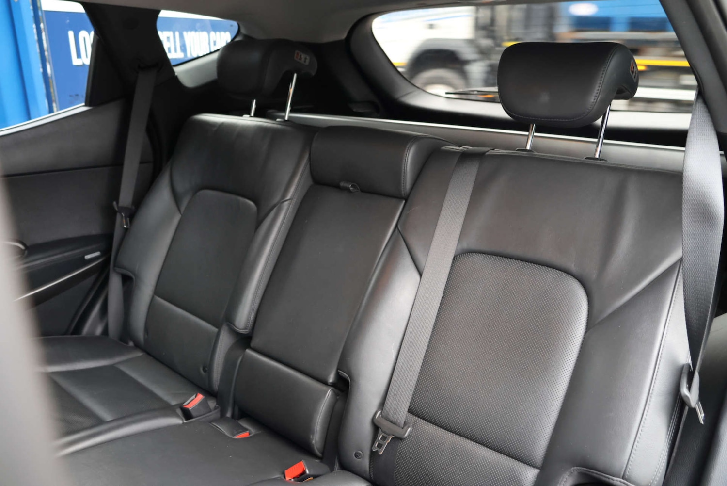 Used Hyundai Santa Fe 2016 for sale - 77053370: Photo 8