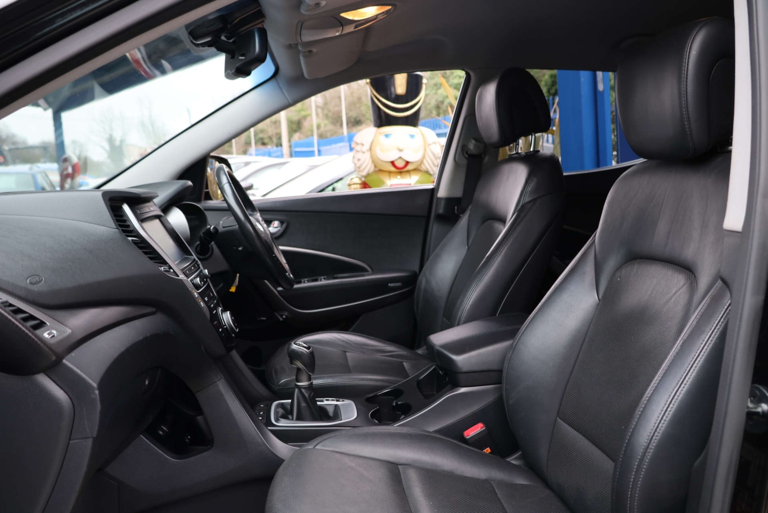 Used Hyundai Santa Fe 2016 for sale - 77053370: Photo 9