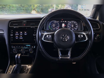 Used Volkswagen Golf 2020 for sale - 79439626: Photo