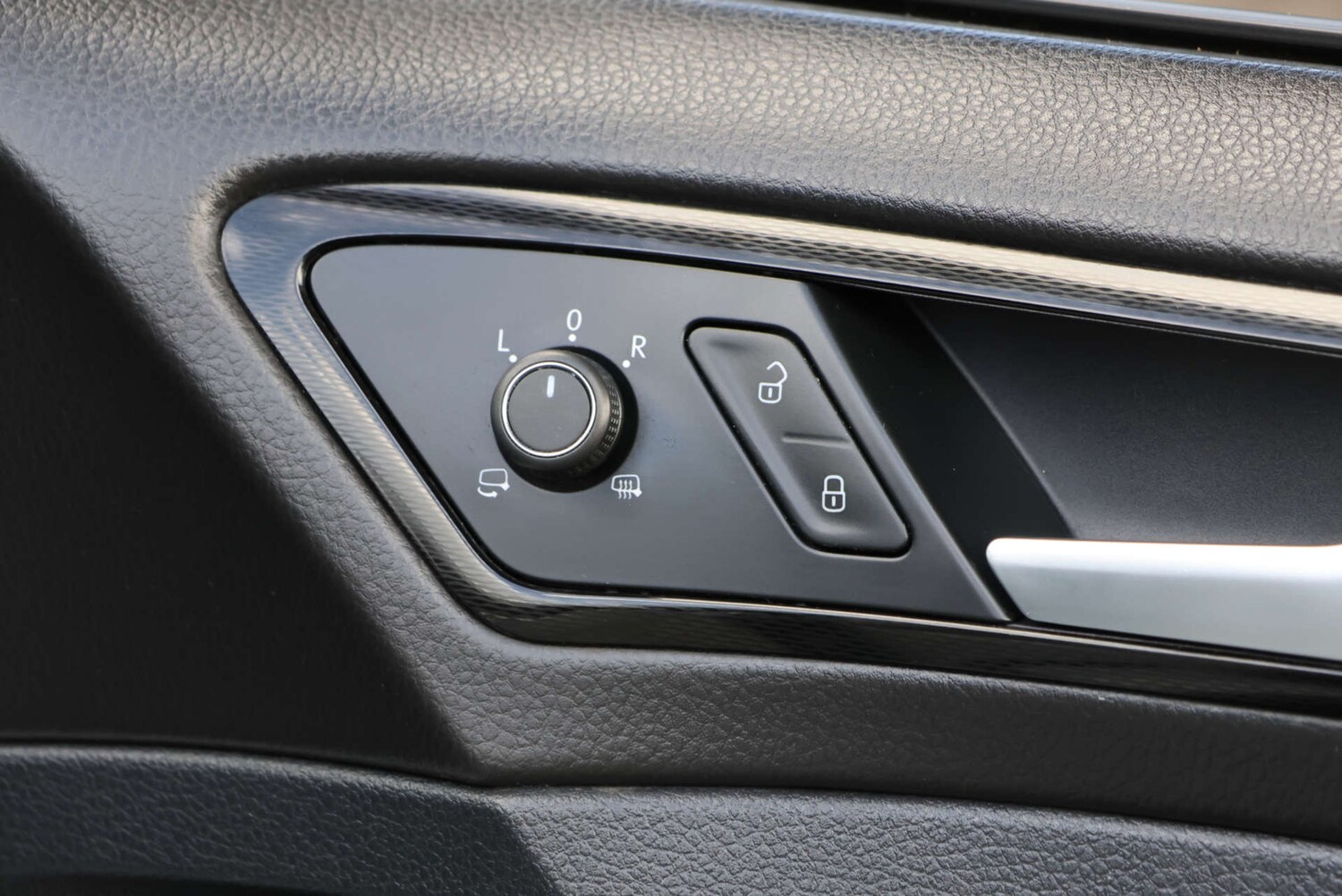 Used Volkswagen Golf 2016 for sale - 77850607: Photo 23