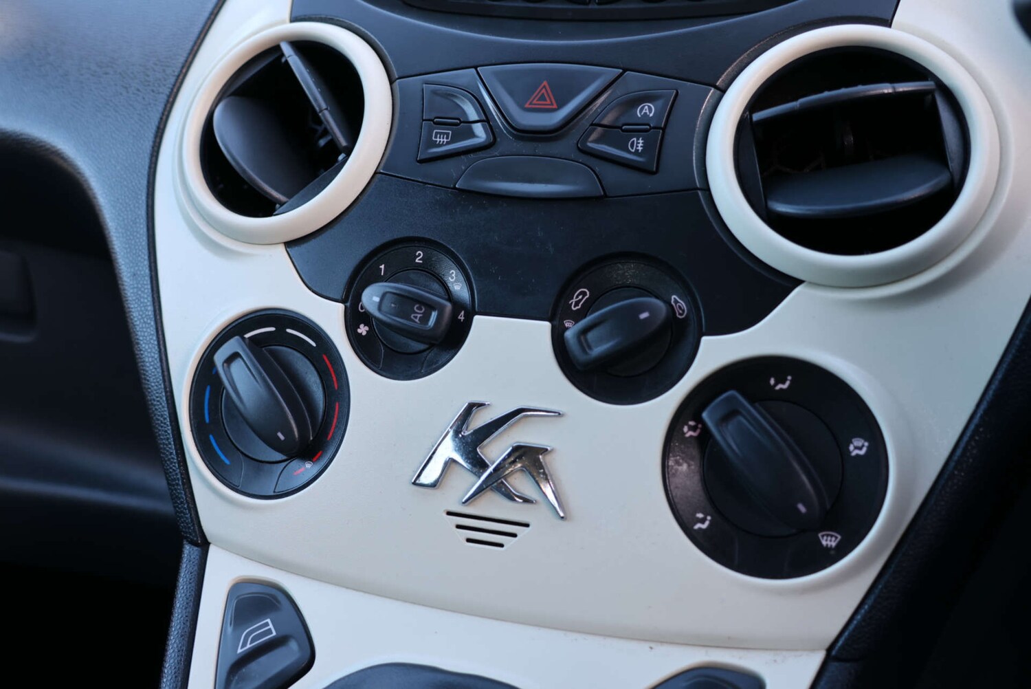 Used Ford Ka 2013 for sale - 77210021: Photo 17