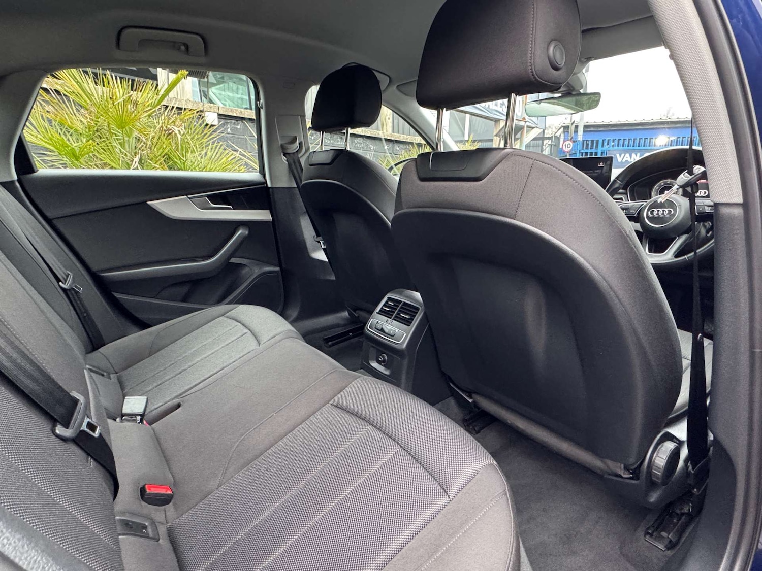 Used Audi A4 2023 for sale - 77558198: Photo 3