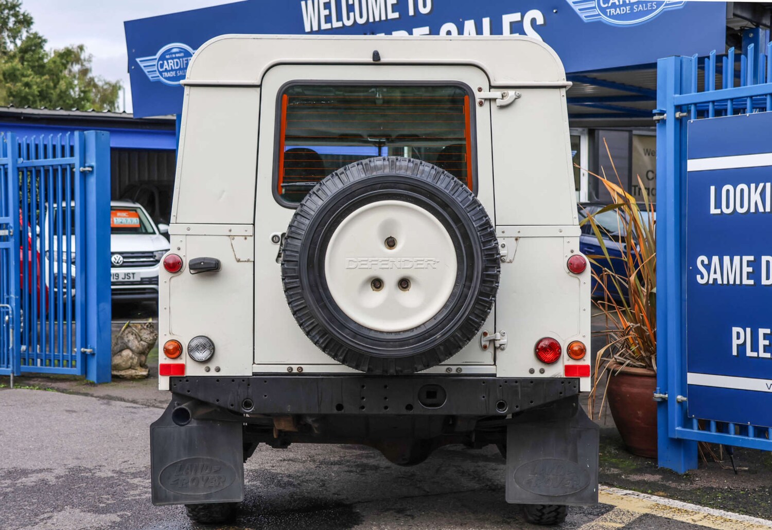 Used Land Rover Defender 2008 for sale - 76007302: Photo 8