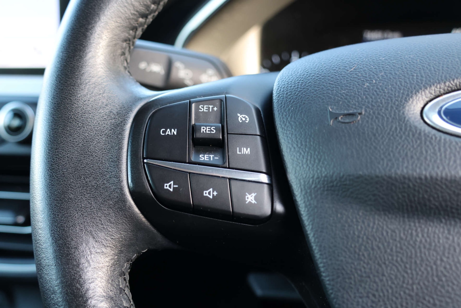 Used Ford Focus 2019 for sale - 77022361: Photo 16