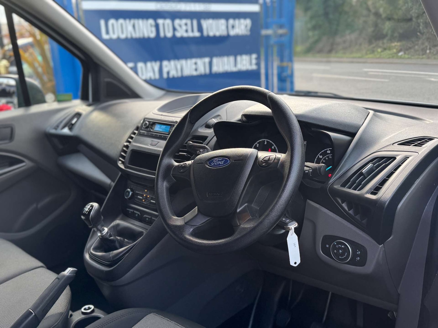 Used Ford Transit Connect 2019 for sale - 77045733: Photo 2