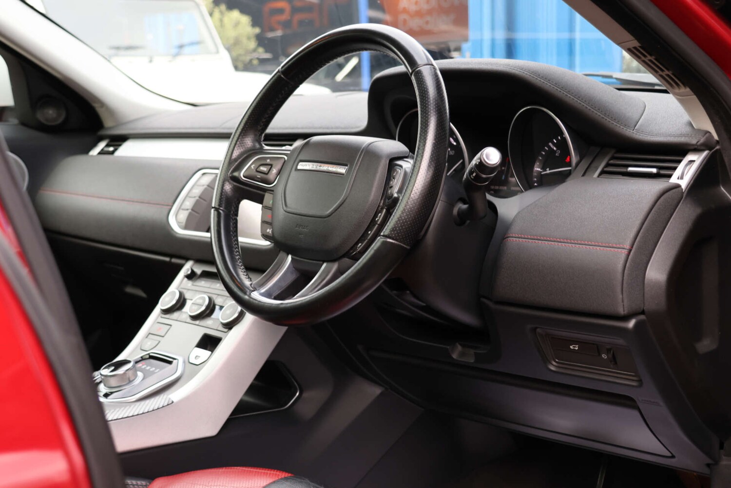 Used Land Rover Range Rover Evoque 2012 for sale - 76007321: Photo 4