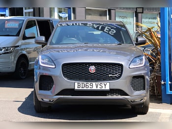 Used Jaguar E-Pace 2019 for sale - 79209352: Photo