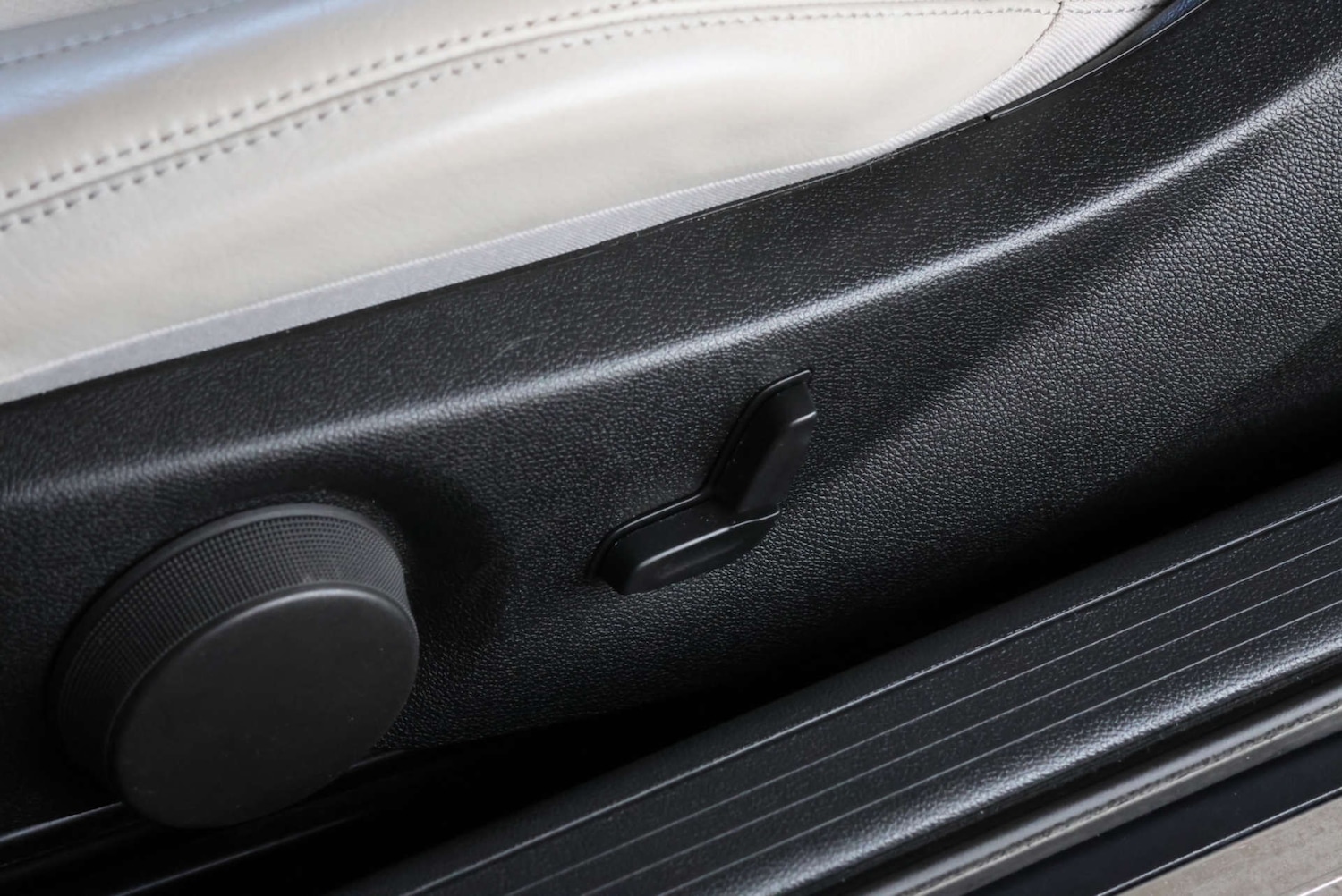 Used Mercedes-Benz E Class 2010 for sale - 77080229: Photo 11