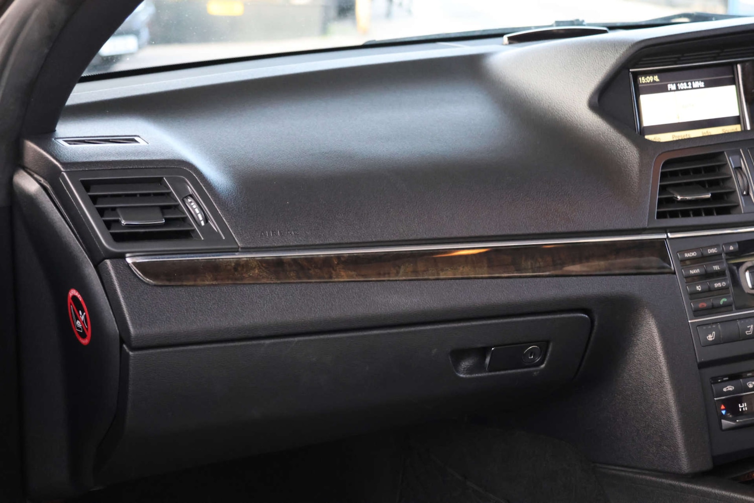 Used Mercedes-Benz E Class 2010 for sale - 77080229: Photo 13