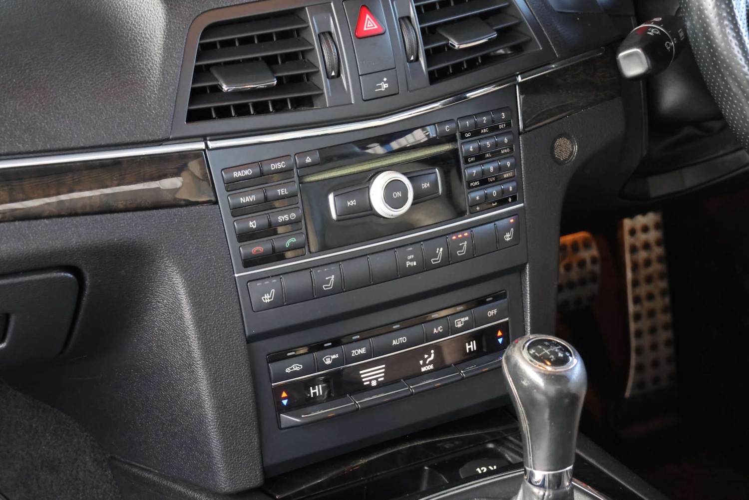 Used Mercedes-Benz E Class 2010 for sale - 77080229: Photo 14