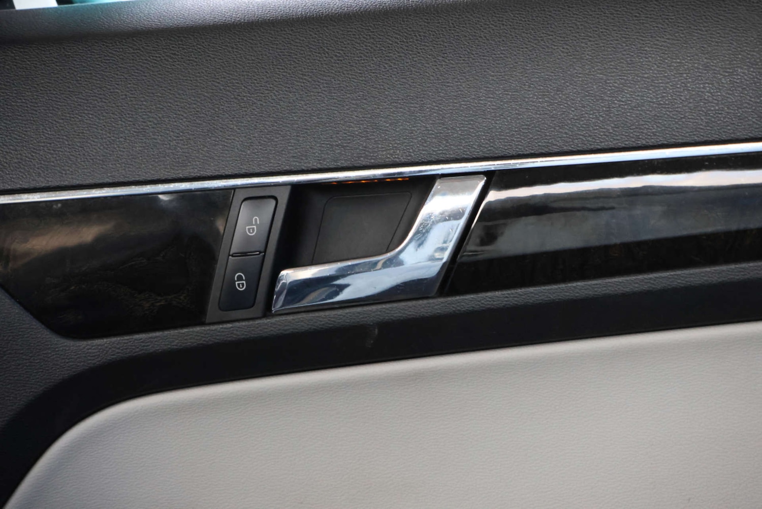 Used Mercedes-Benz E Class 2010 for sale - 77080229: Photo 22