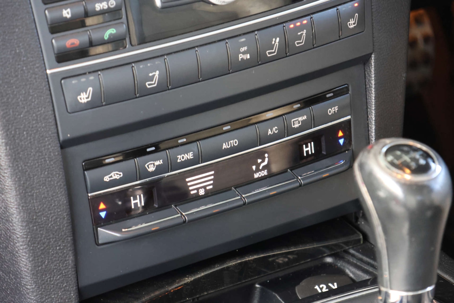 Used Mercedes-Benz E Class 2010 for sale - 77080229: Photo 27