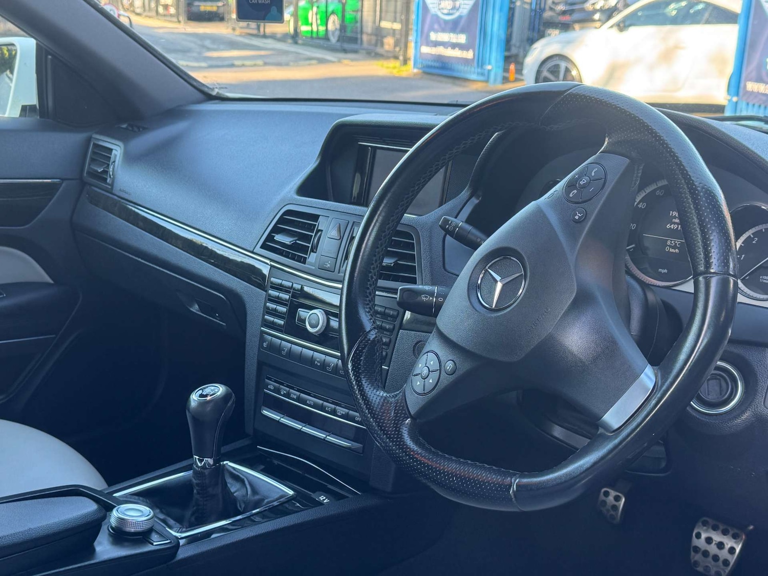 Used Mercedes-Benz E Class 2010 for sale - 77080229: Photo 4